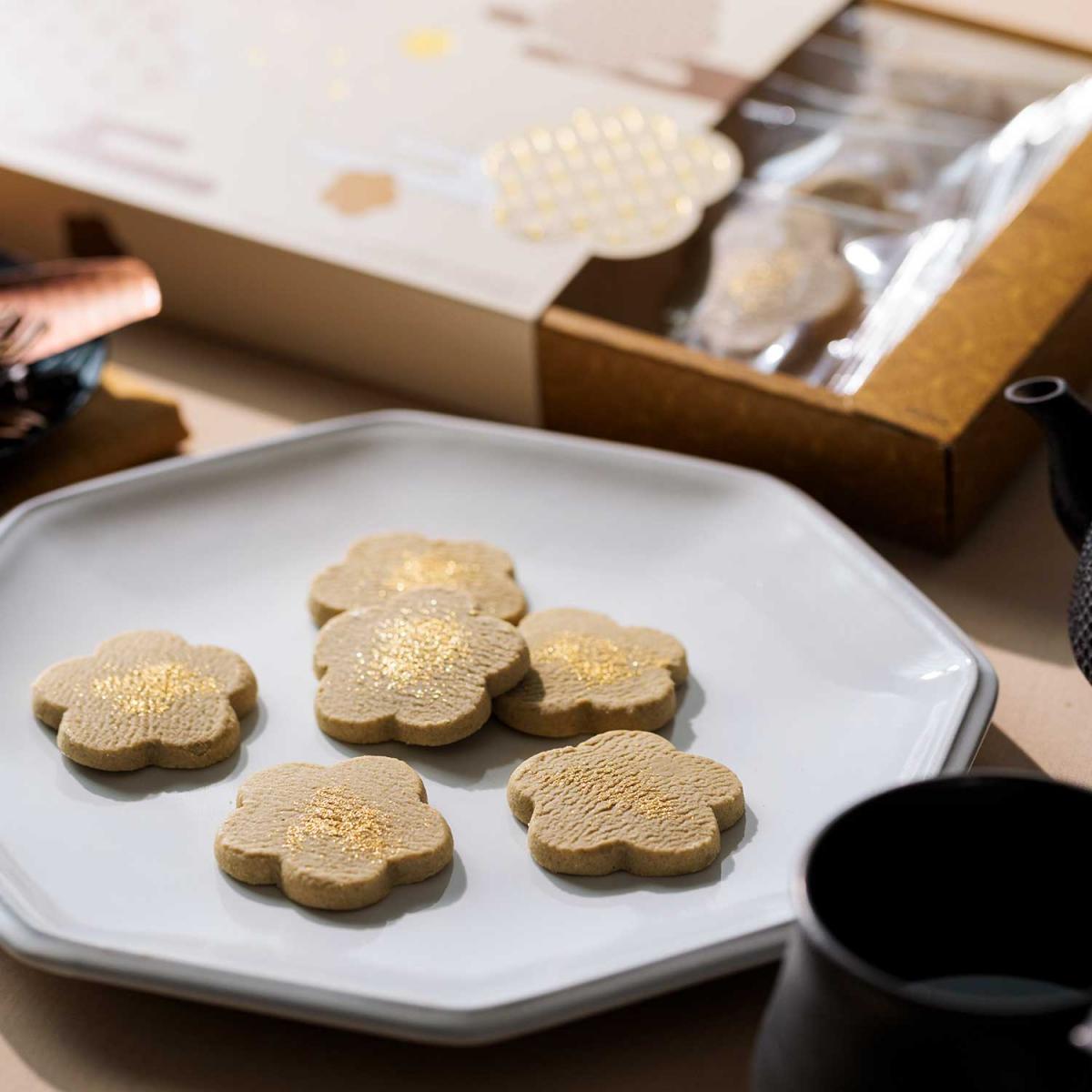 【6/1値上】金沢箔菓子 金箔加賀棒茶ショコラ | ギフト お祝い