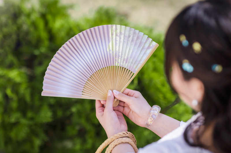 扇子でおしゃれからギフトまで完全ガイド